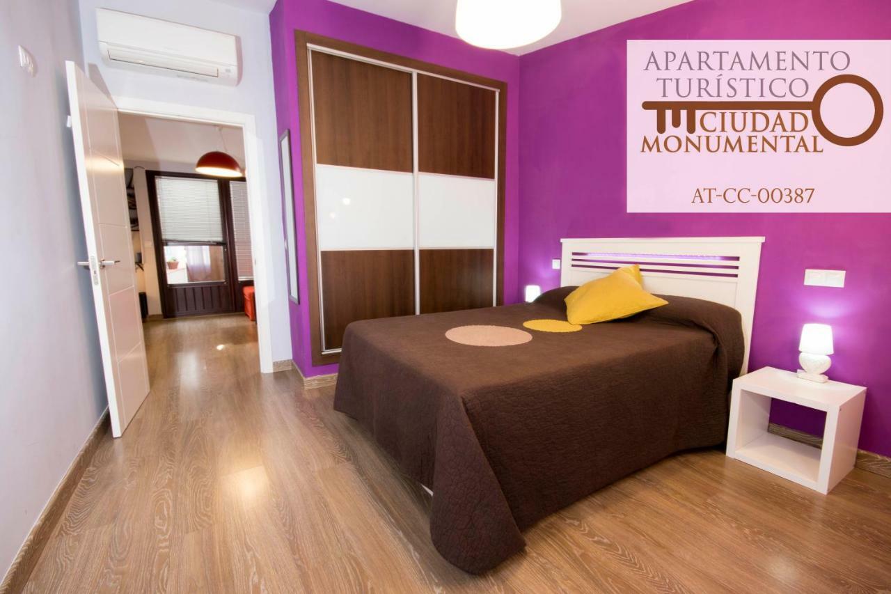 Apartamento Ciudad Monumental Caceres Luaran gambar