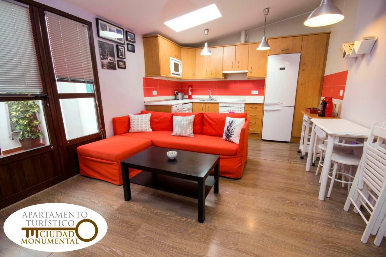 Apartamento Ciudad Monumental Caceres Luaran gambar